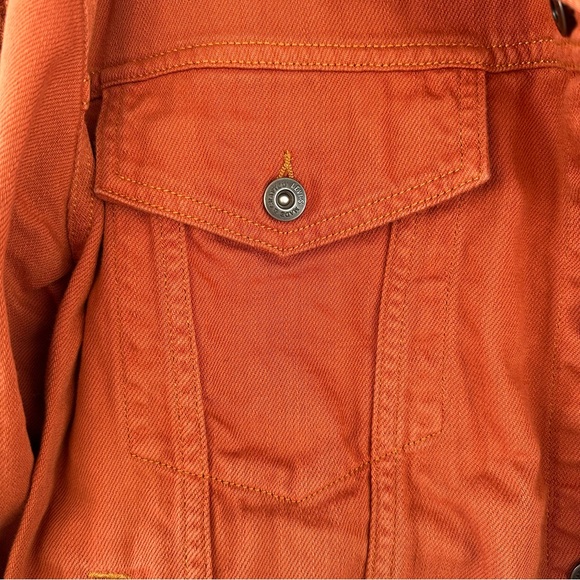 Levi Strauss Burnt Orange Denim Jacket with Embroidered Shoulder Detail Size L - Picture 7 of 8